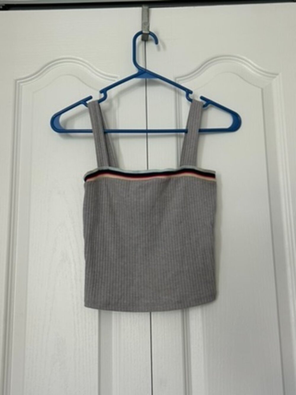 Forever 21 Gray Ribbed Square Neck Crop Tank Top